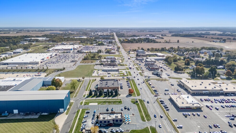 More Photos Of 950 S Centerville Rd, Sturgis Drugstore For Sale