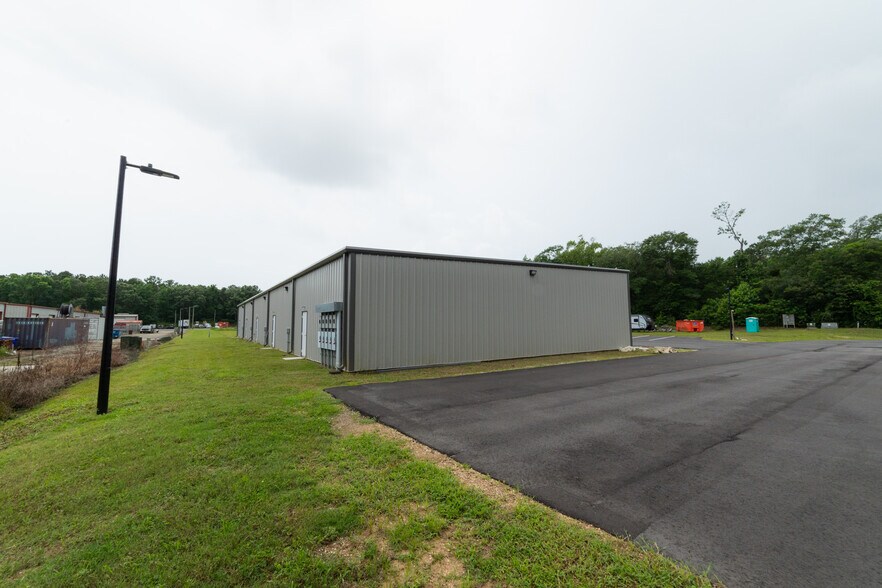 More Photos Of 4557 Savannah Hwy, Ravenel Light Manufacturing For Lease