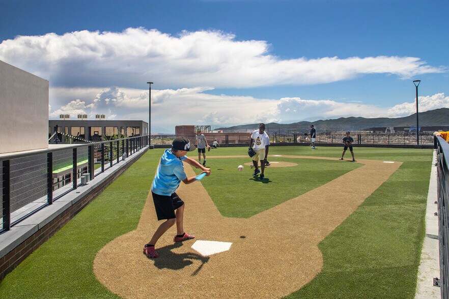 More Photos Of 11098 S Grandville Ave, South Jordan Baseball Field For Lease