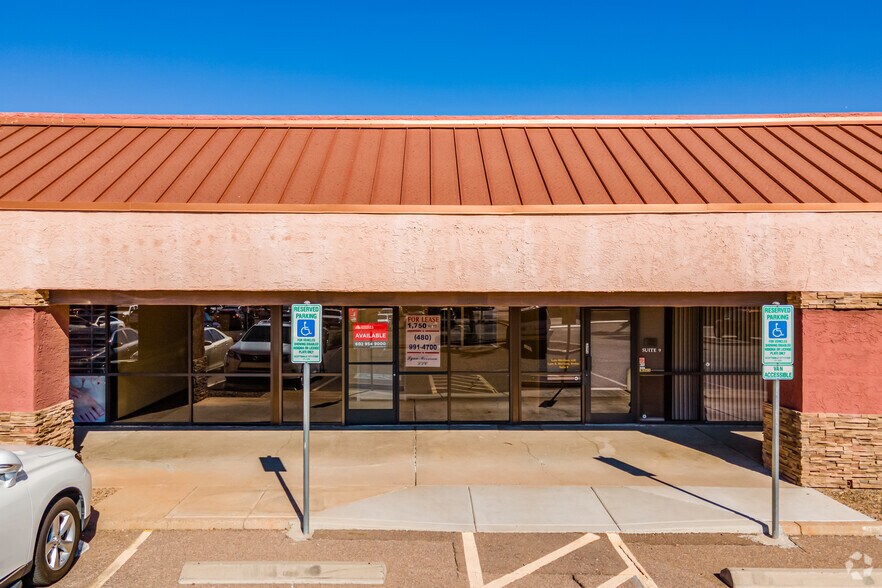 More Photos Of 10300-10320 N Scottsdale Rd, Scottsdale General Retail For Lease