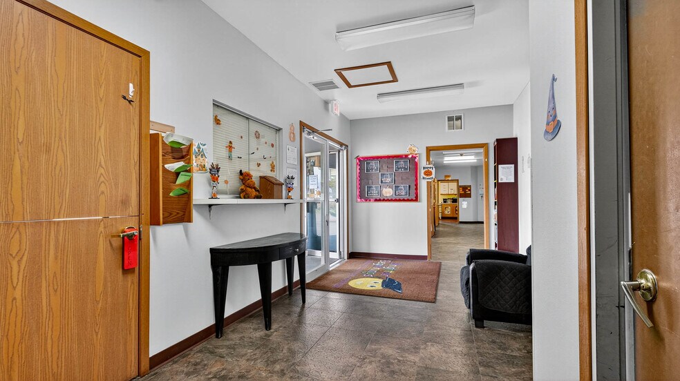 More Photos Of 1612 Truax Blvd, Eau Claire Daycare Center For Sale