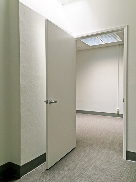 More Photos Of 1405-1417 Addison St, Berkeley General Retail For Lease
