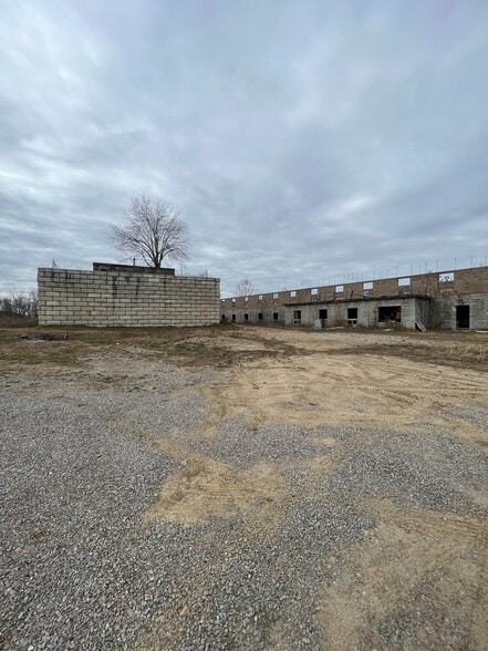 More Photos Of 126 Miller Ln, Waynesburg Hotel For Sale