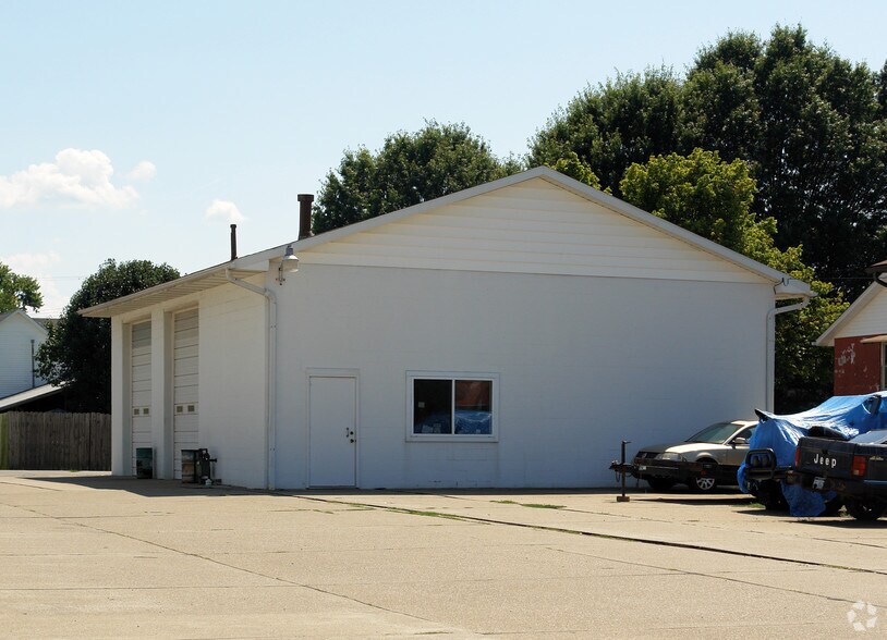 More Photos Of , Parkersburg General Retail For Sale
