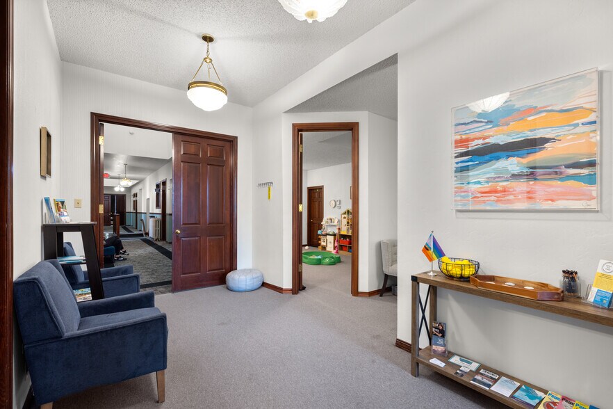 More Photos Of 17 2nd St E, Kalispell Storefront Retail Office For Sale