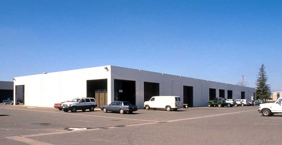 More Photos Of 8220 Alpine Ave, Sacramento Unknown For Lease