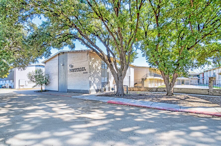 Primary Photo Of 2222 Vance Jackson Rd, San Antonio Apartments For Sale
