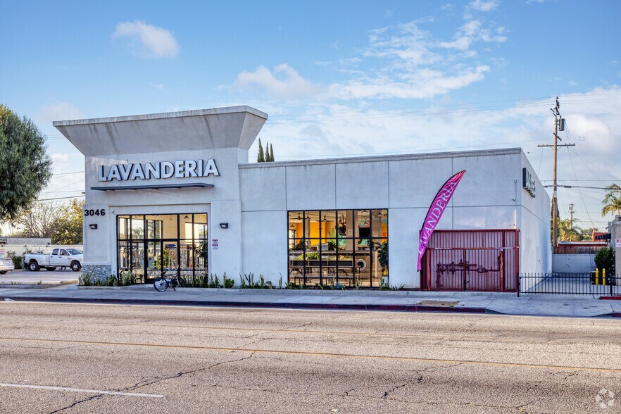 More Photos Of 3046 E Florence Ave, Huntington Park Freestanding For Sale