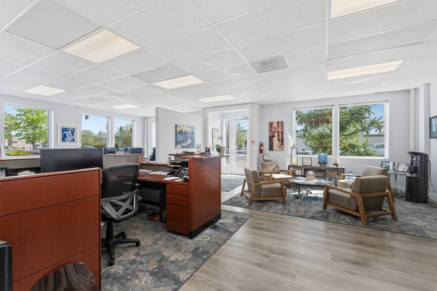 More Photos Of 1202 Commercial Ave, Anacortes Office For Sale