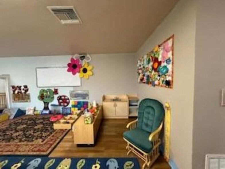 More Photos Of 1455 E Lynwood Dr, San Bernardino Schools For Sale