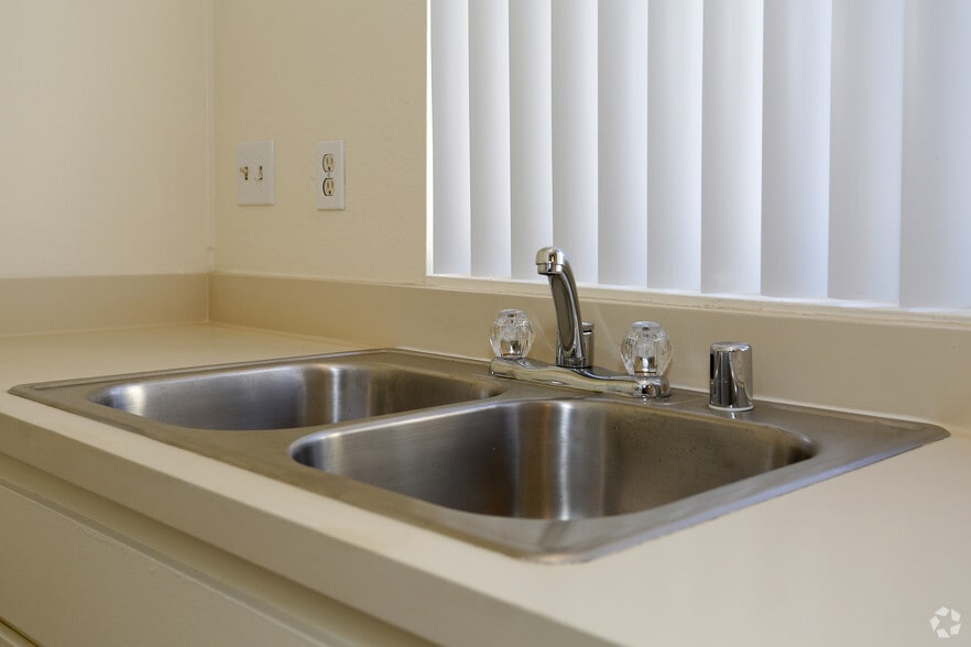 More Photos Of 3131 Arlington Ave, Riverside Apartments For Sale