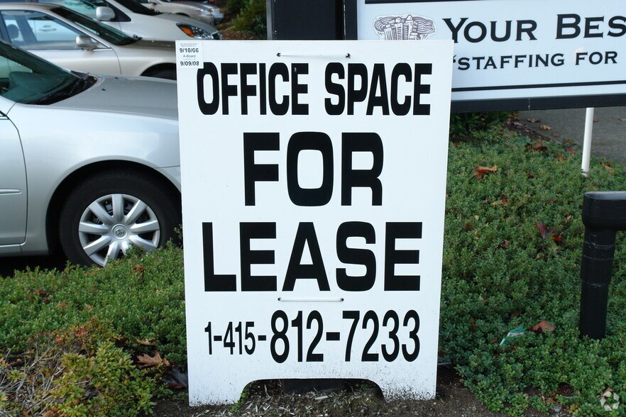 More Photos Of 9955 SE Washington, Portland Office For Lease