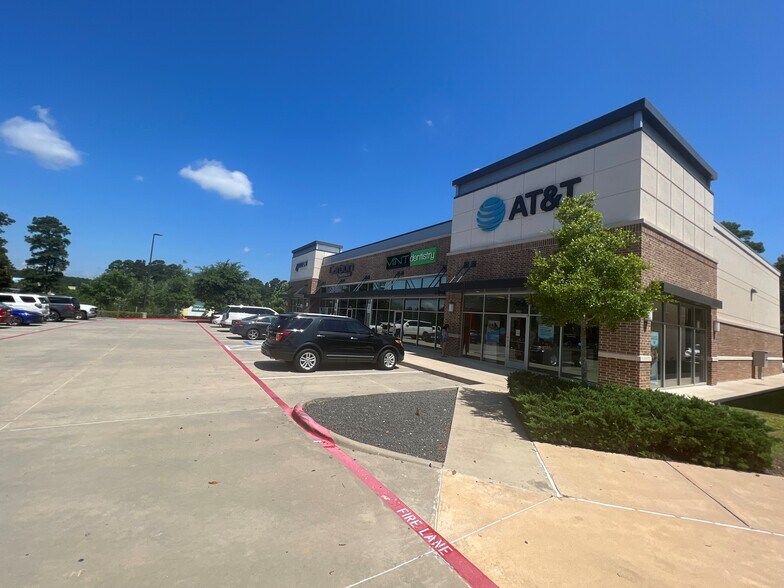 More Photos Of 3846 W Davis St, Conroe Freestanding For Lease