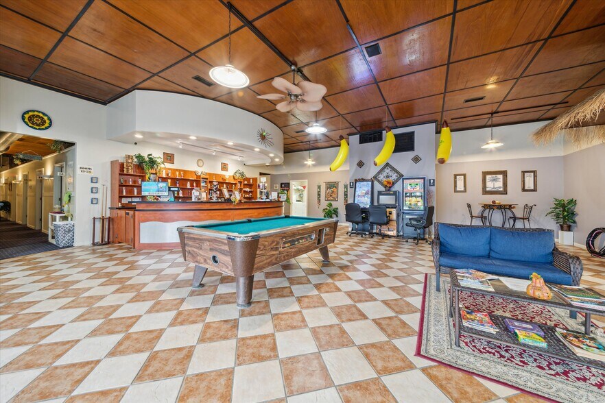 More Photos Of 3940 Pennsylvania 257, Seneca General Retail For Sale