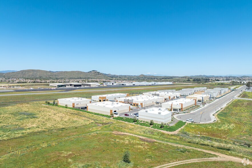 More Photos Of 37377 Industry Way, Murrieta Warehouse For Sale