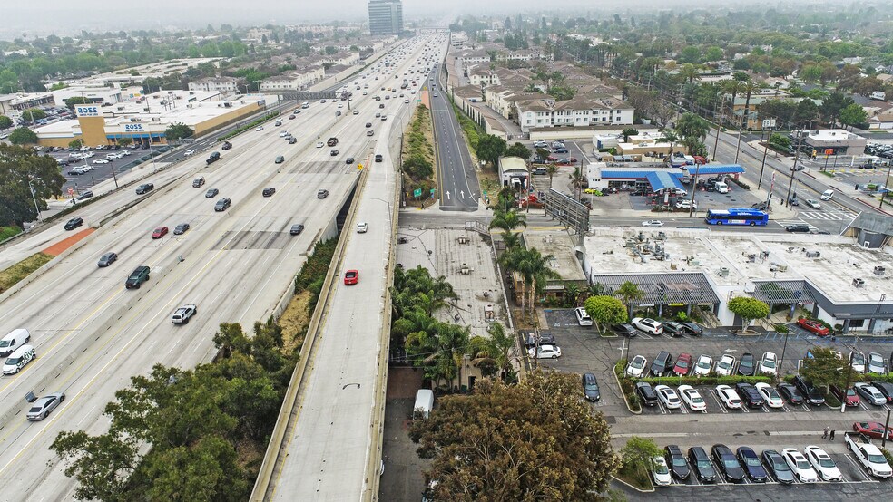 More Photos Of 11251 National Blvd, Los Angeles Office For Lease