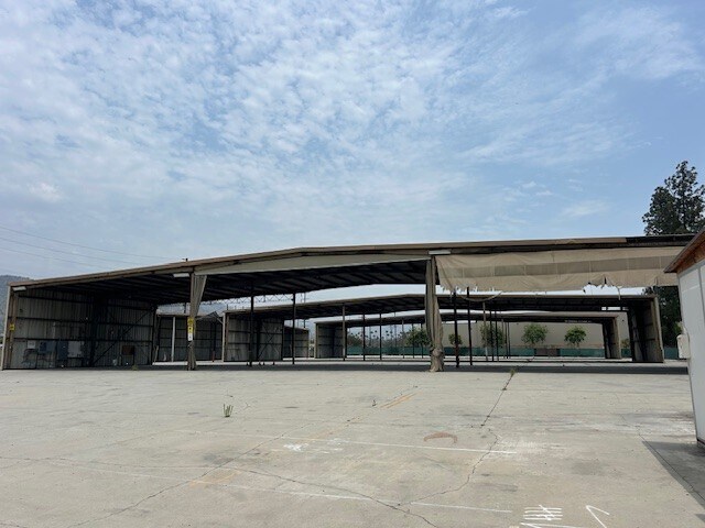 More Photos Of 555 W Danlee St, Azusa Land For Lease