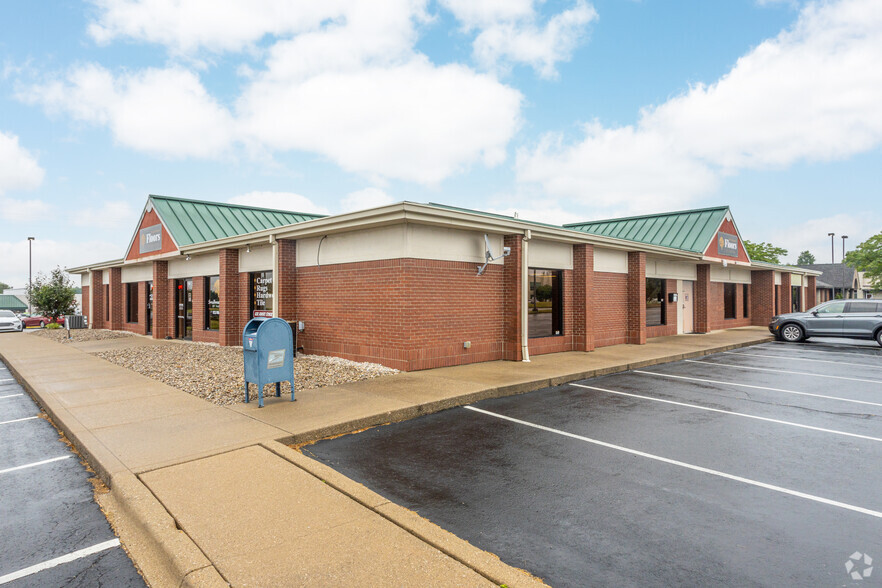 Primary Photo Of 103-115 Hunter Station Rd, Sellersburg Storefront Retail Office For Lease