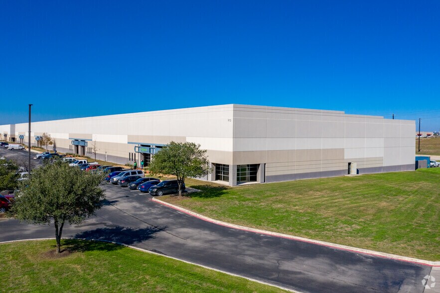 Primary Photo Of 913 Billy Mitchell Blvd, San Antonio Distribution For Lease