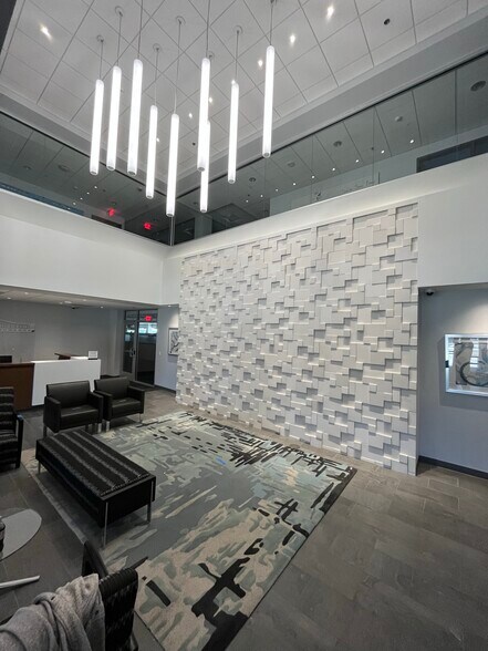 More Photos Of 302 N Walbridge Ave, Madison Office For Sale