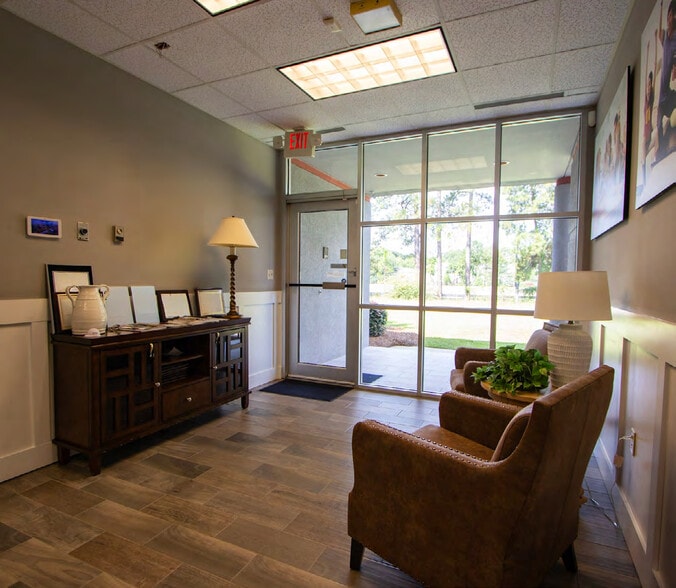 More Photos Of 570 Chris Dr, West Columbia Office For Sale