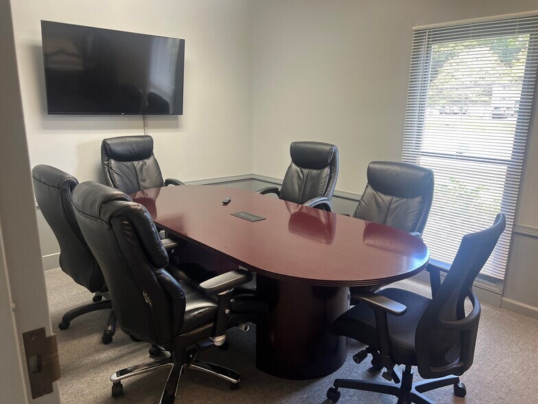 More Photos Of 4533 Brambleton Ave, Roanoke Office For Sale