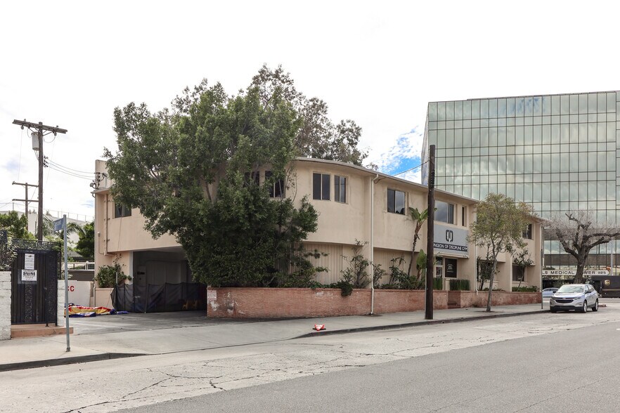 More Photos Of 1100 S Beverly Dr, Los Angeles Office For Sale