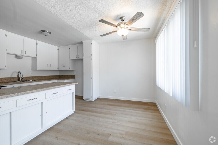 More Photos Of 6635 Wilkinson Ave, North Hollywood Apartments For Sale