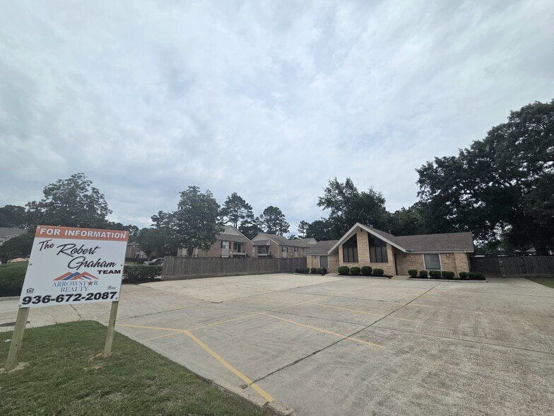 Primary Photo Of 2204 Sunpark Dr, Conroe Office For Sale