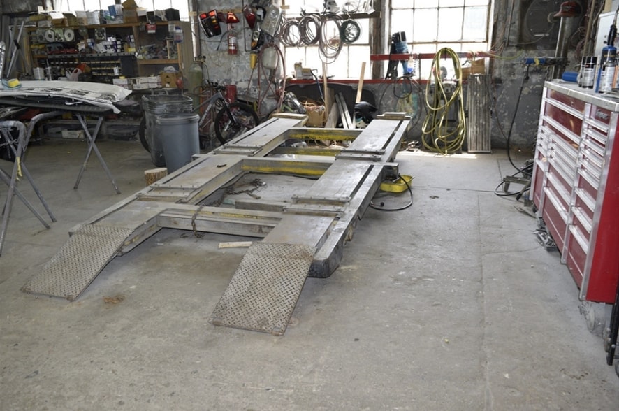 More Photos Of 60 West St, Milford Auto Repair For Sale