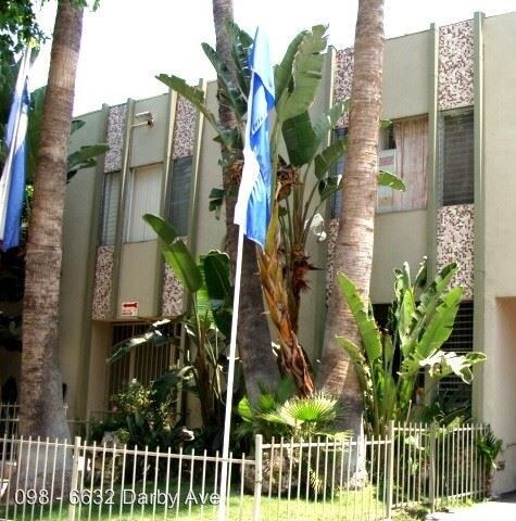 More Photos Of 6632 Darby Ave, Reseda Apartments For Sale