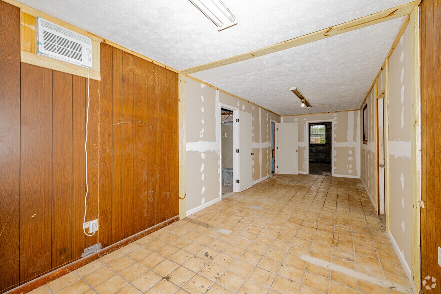 More Photos Of 5921 Arlington Rd, Jacksonville Unknown For Sale