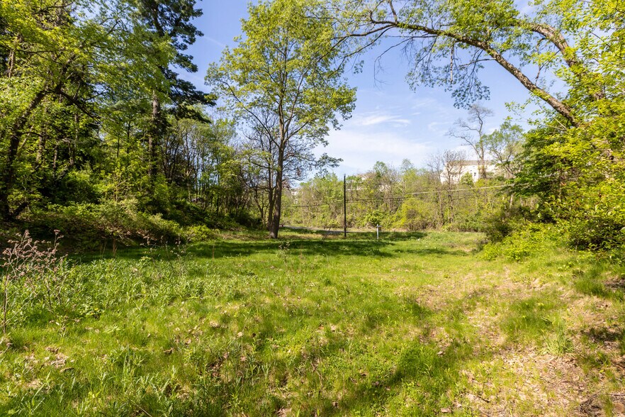 More Photos Of 177 McCormick Rd, McKees Rocks Land For Sale