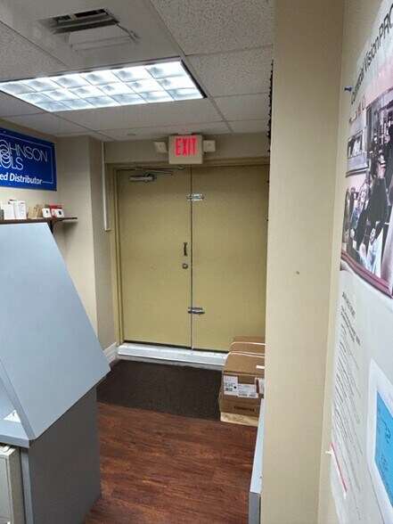 More Photos Of 4300 Biscayne Blvd, Miami Office Residential For Sale