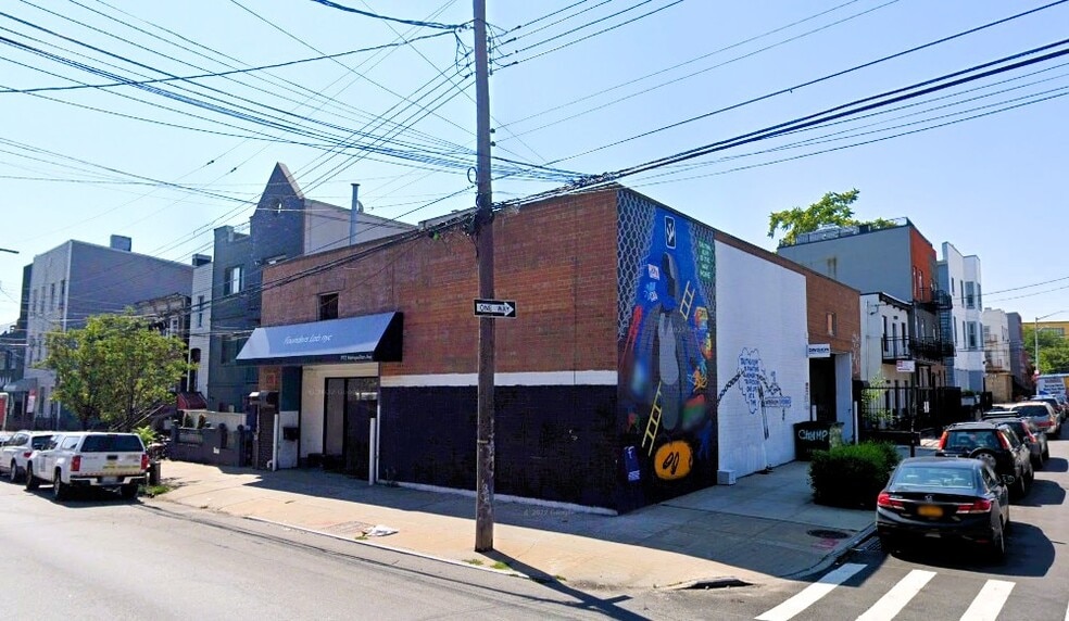 Primary Photo Of 972 Metropolitan Ave, Brooklyn Warehouse For Sale