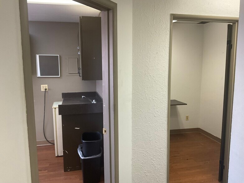 More Photos Of 4045 N Wadsworth Blvd, Wheat Ridge Office For Sale