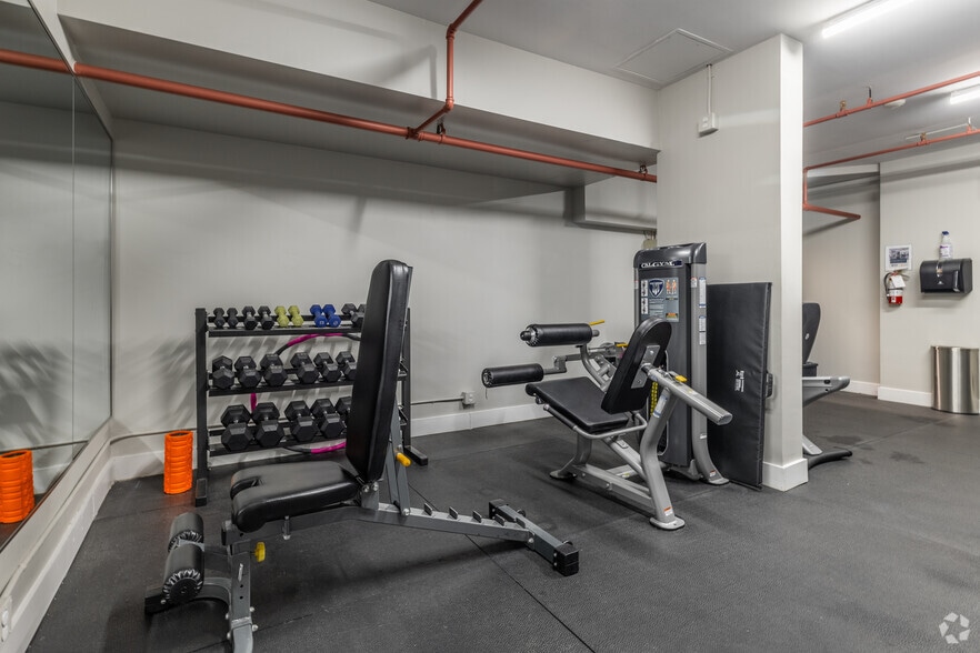 More Photos Of 1161-1171 Wellington St, Ottawa Apartments For Lease