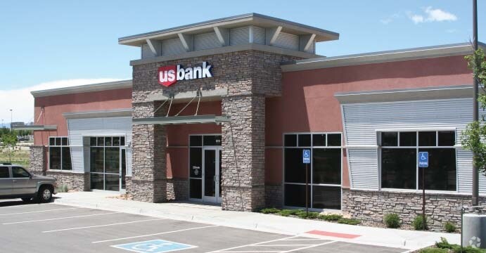 More Photos Of 16711 Washington St, Thornton Bank For Lease