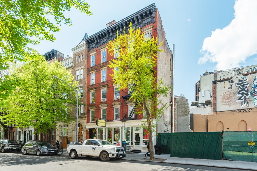 More Photos Of 48 E 7th St, New York Apartments For Sale