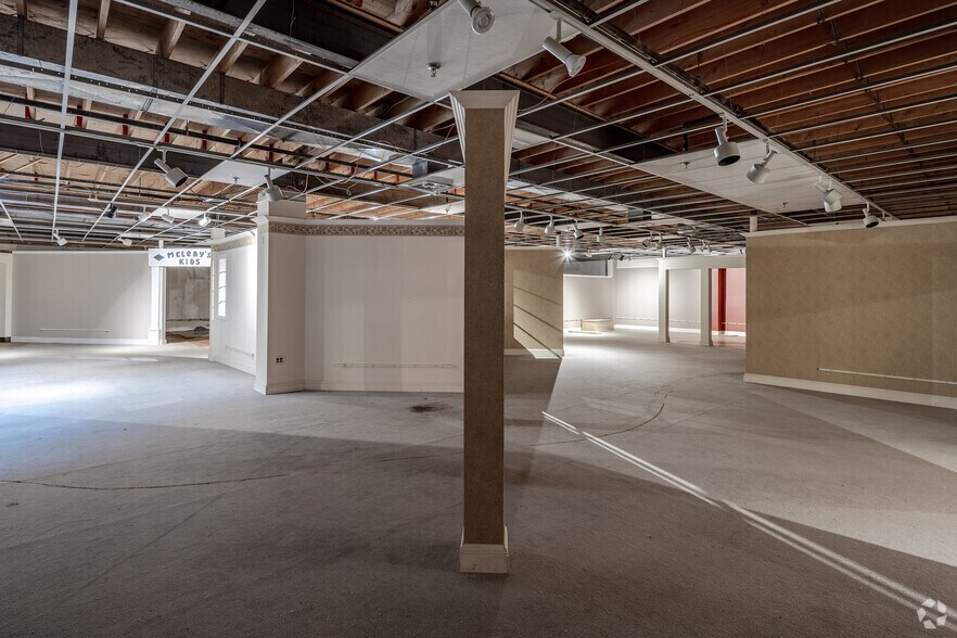 More Photos Of 55 Ridge Rd, North Arlington Storefront For Sale
