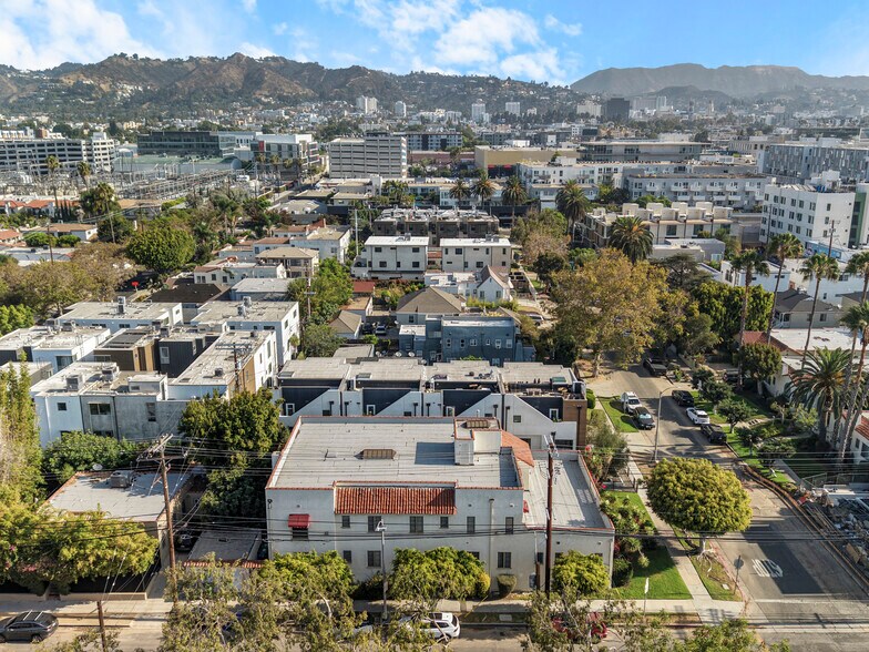 More Photos Of 803 N Detroit St, Los Angeles Apartments For Sale