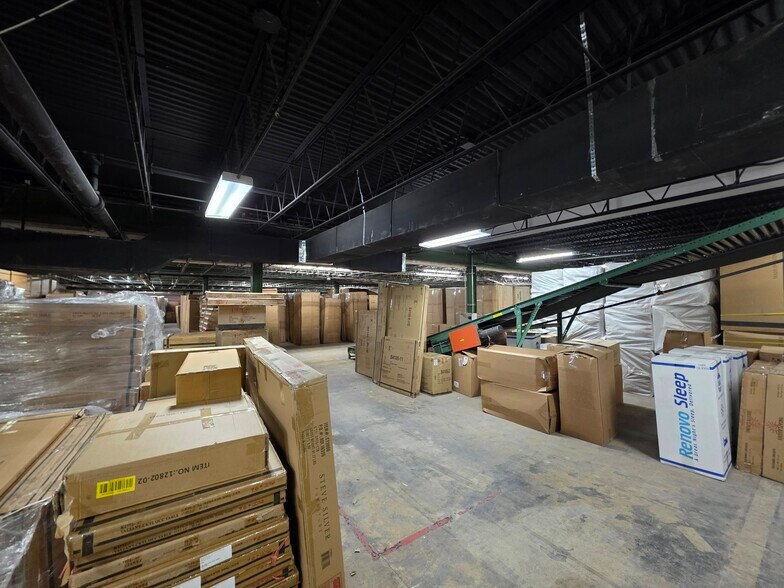 More Photos Of 1028 Gallatin Pike S, Madison Freestanding For Lease