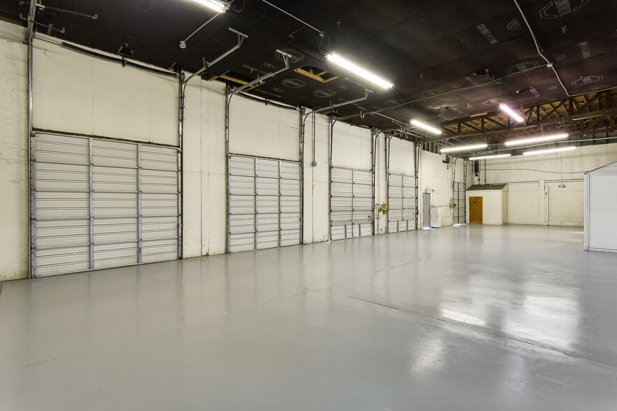 More Photos Of 320 S Utah Ave, Weslaco Warehouse For Lease