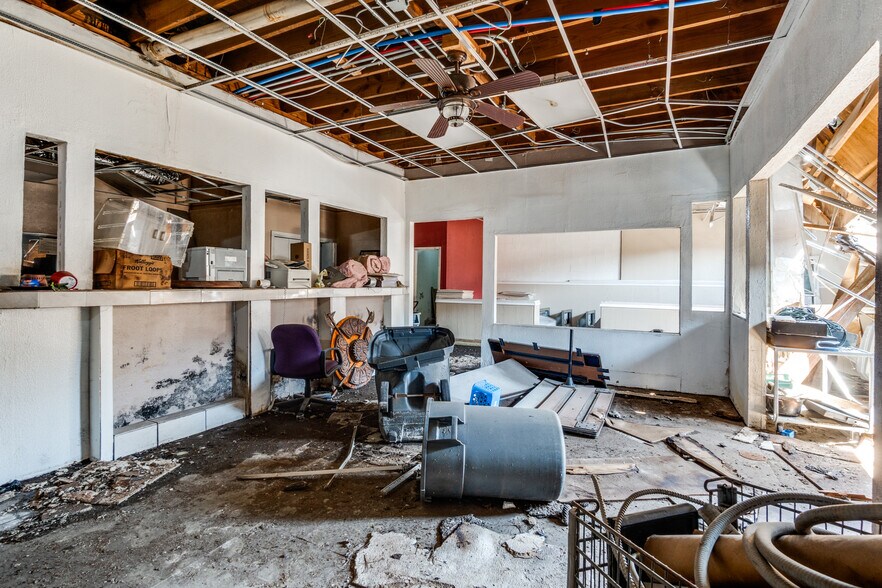 More Photos Of 1420 Martin Luther King Jr Blvd, Dallas Medical For Sale