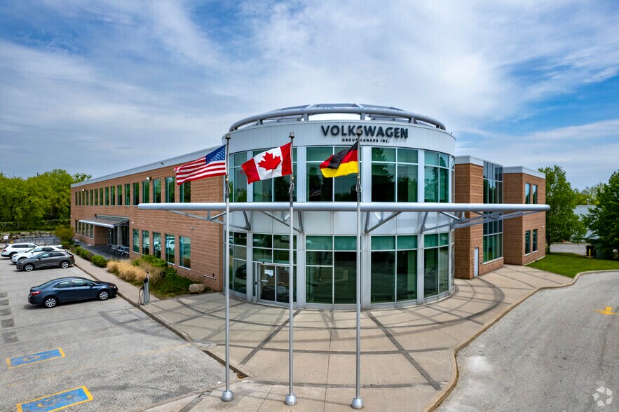 Primary Photo Of 601 Westney Rd S, Ajax Office For Lease
