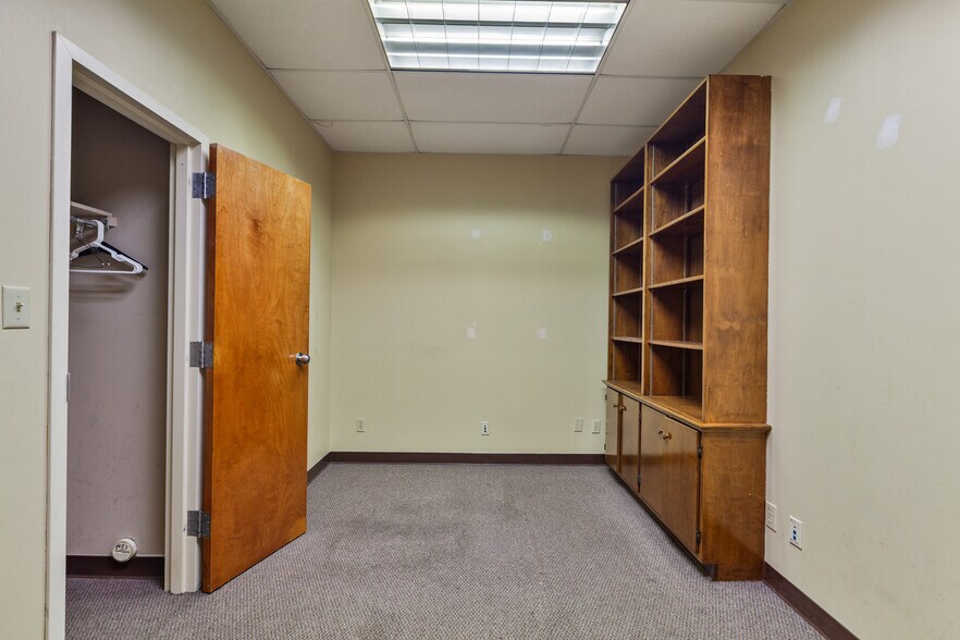 More Photos Of 1227 W Liberty St, Allentown Medical For Sale