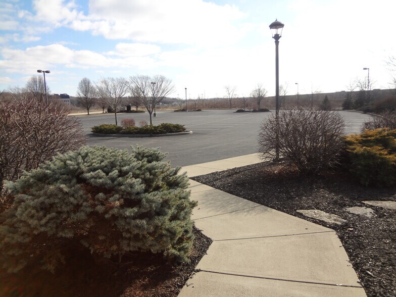 More Photos Of 5533 Chappell Crossing Blvd, West Chester Restaurant For Sale