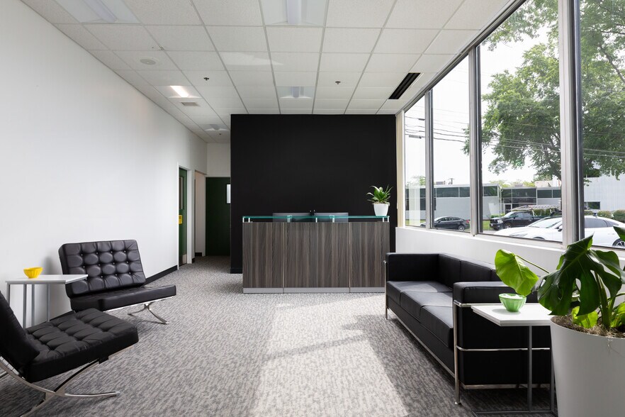 More Photos Of 1 Strathmore Rd, Natick Research And Development For Lease