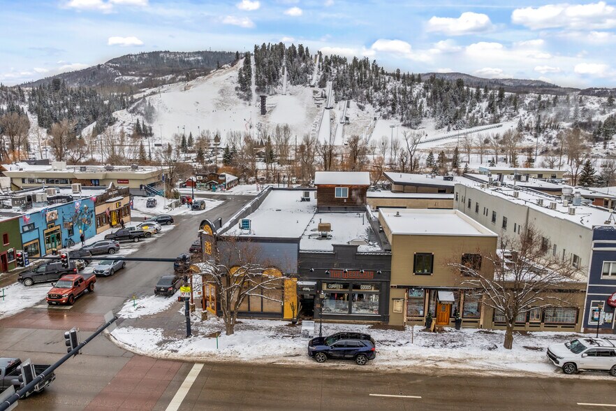 More Photos Of 907 Lincoln Ave, Steamboat Springs Freestanding For Sale