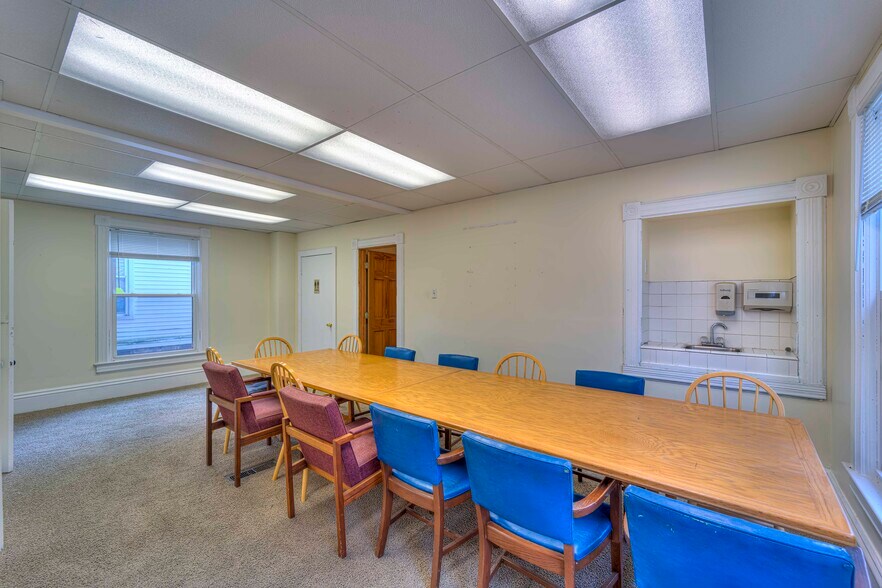 More Photos Of 604 Greenwood Pl, Jackson Office For Lease